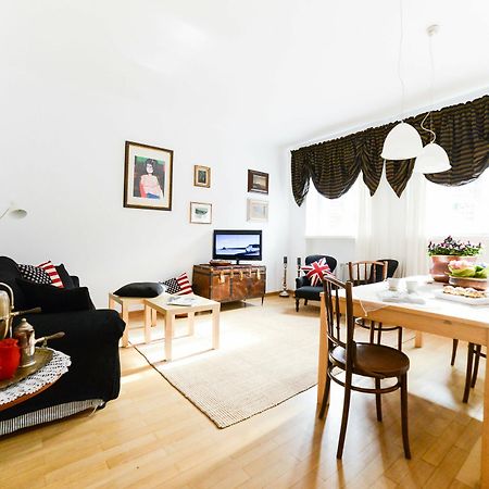 Sunny Apartment In Old Town Warsaw Ngoại thất bức ảnh
