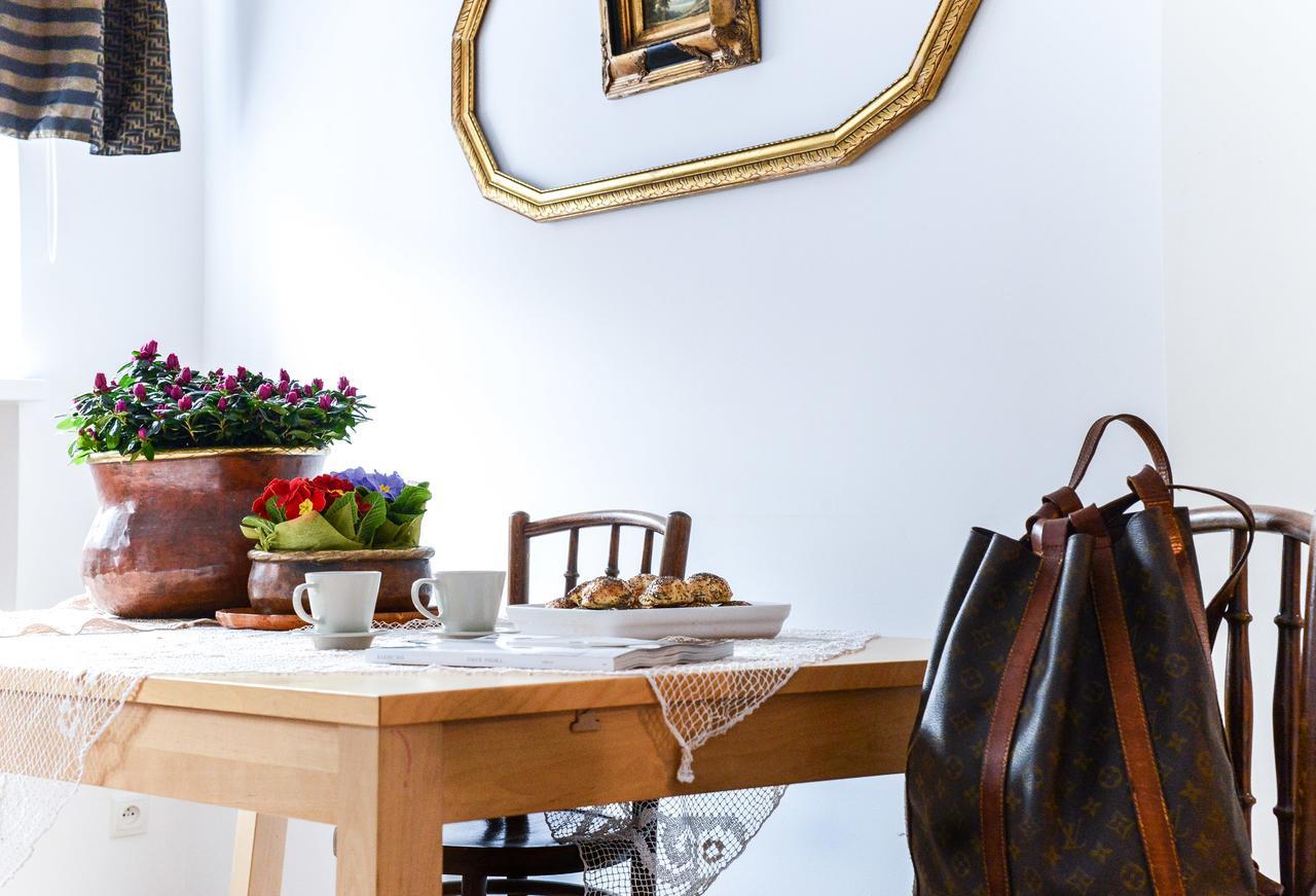 Sunny Apartment In Old Town Warsaw Ngoại thất bức ảnh