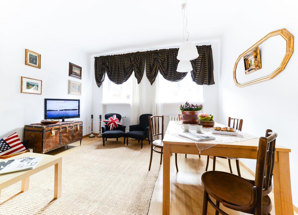Sunny Apartment In Old Town Warsaw Ngoại thất bức ảnh